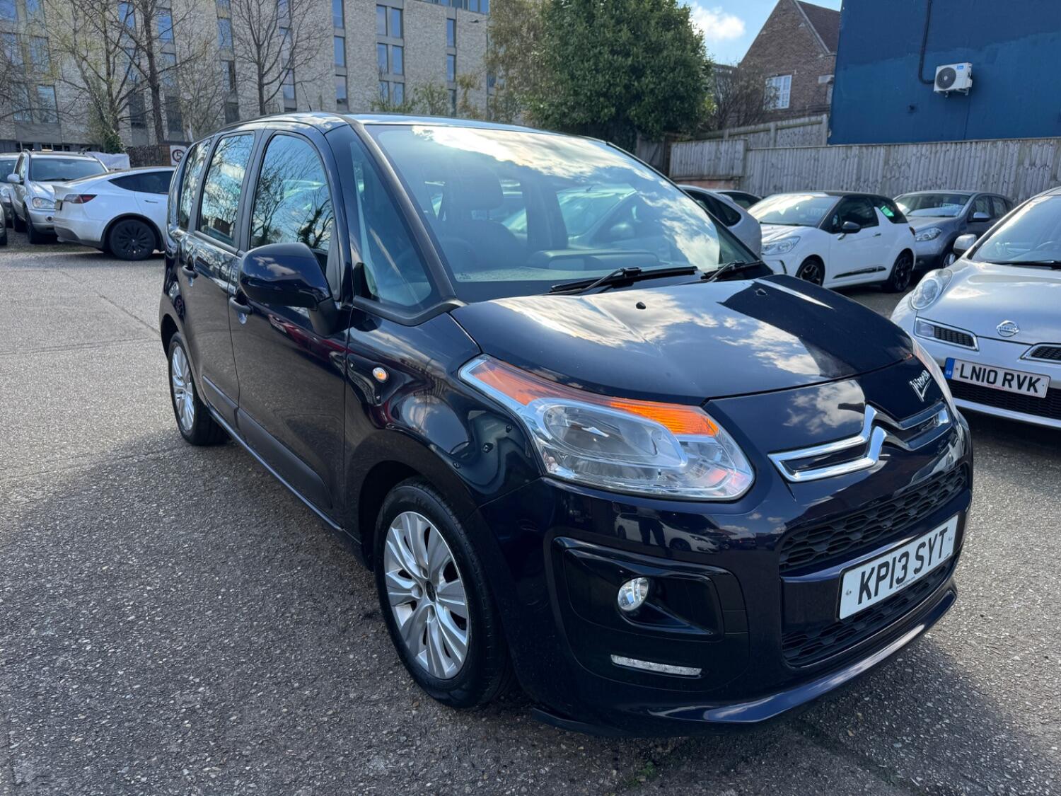 Vehicle 1