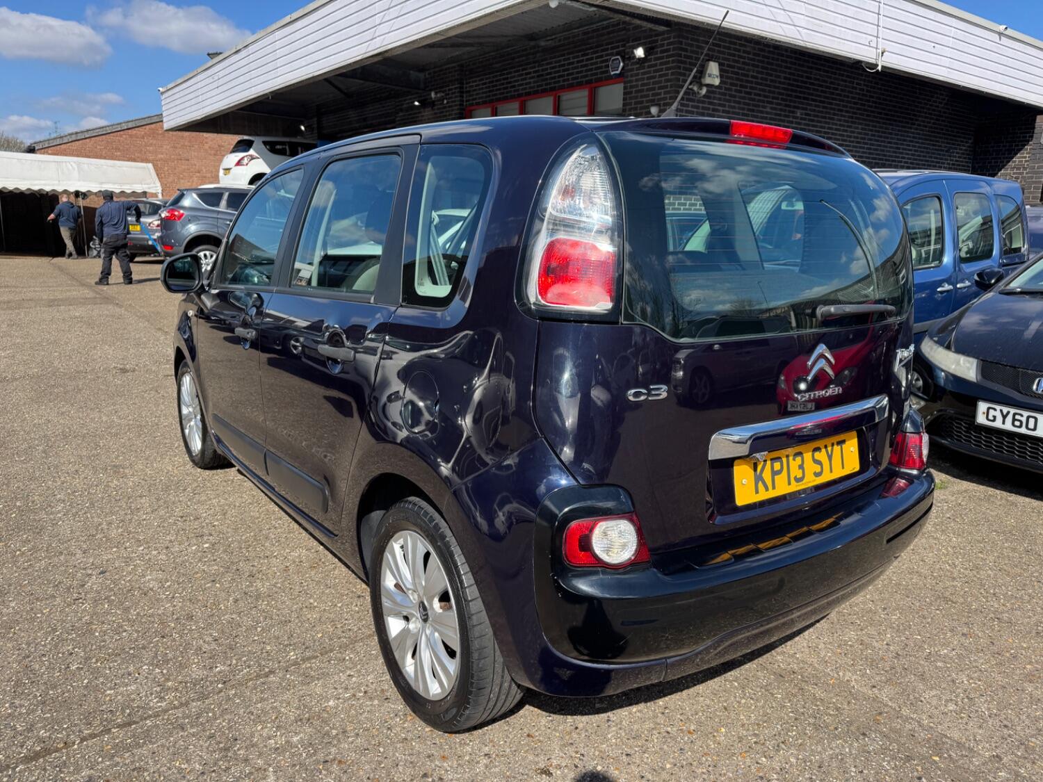 Vehicle 7