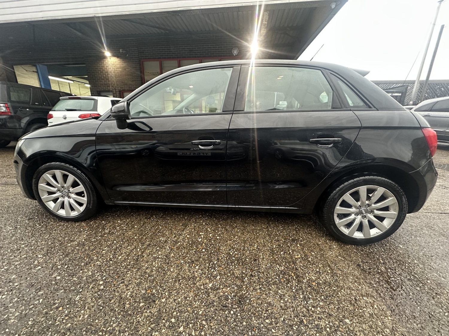 Used Audi A1 2012 for sale - 76821621: Photo 4