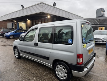 Used Peugeot Partner 2008 for sale - 77264452: Photo