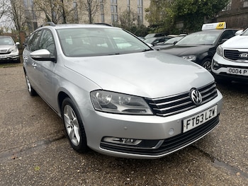 Volkswagen - Passat