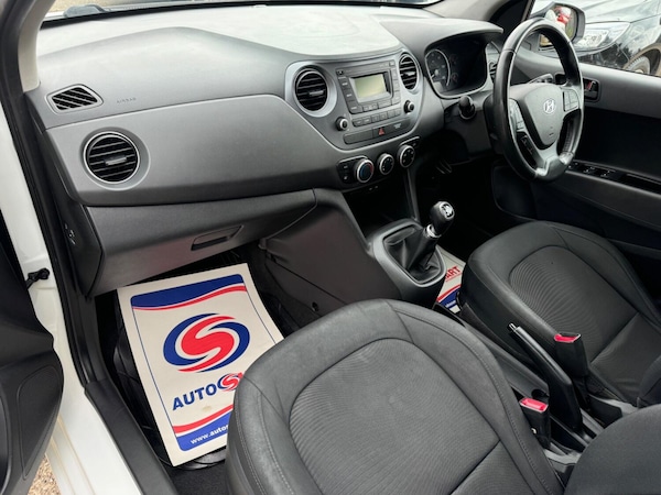 Used Hyundai i10 2019 for sale - 74685832: Photo 11
