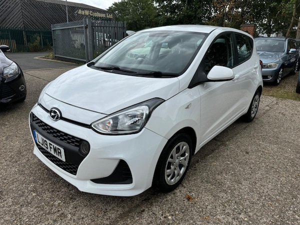Used Hyundai i10 2019 for sale - 74685832: Photo 4