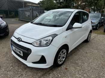 Used Hyundai i10 2019 for sale - 74685832: Photo