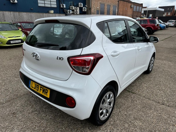 Used Hyundai i10 2019 for sale - 74685832: Photo 7