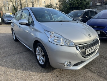 Used Peugeot 208 2014 for sale - 78168800: Photo
