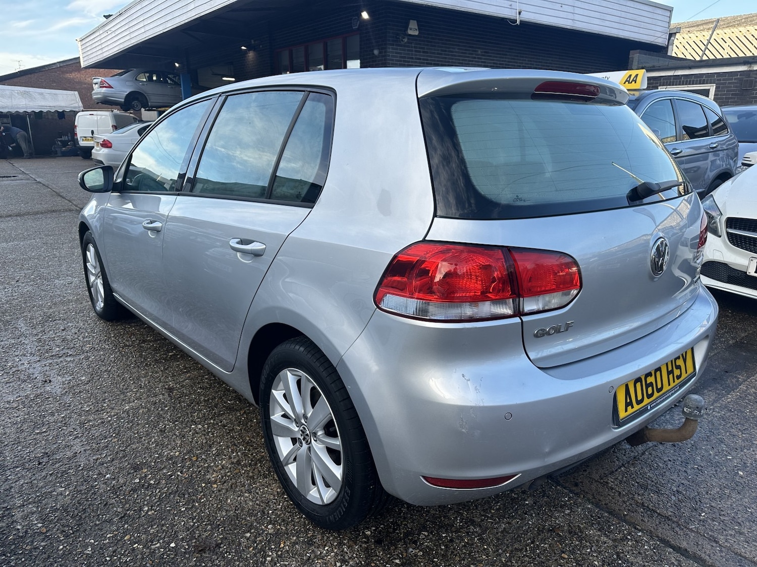 Used Volkswagen Golf 2011 for sale - 76848662: Photo 5
