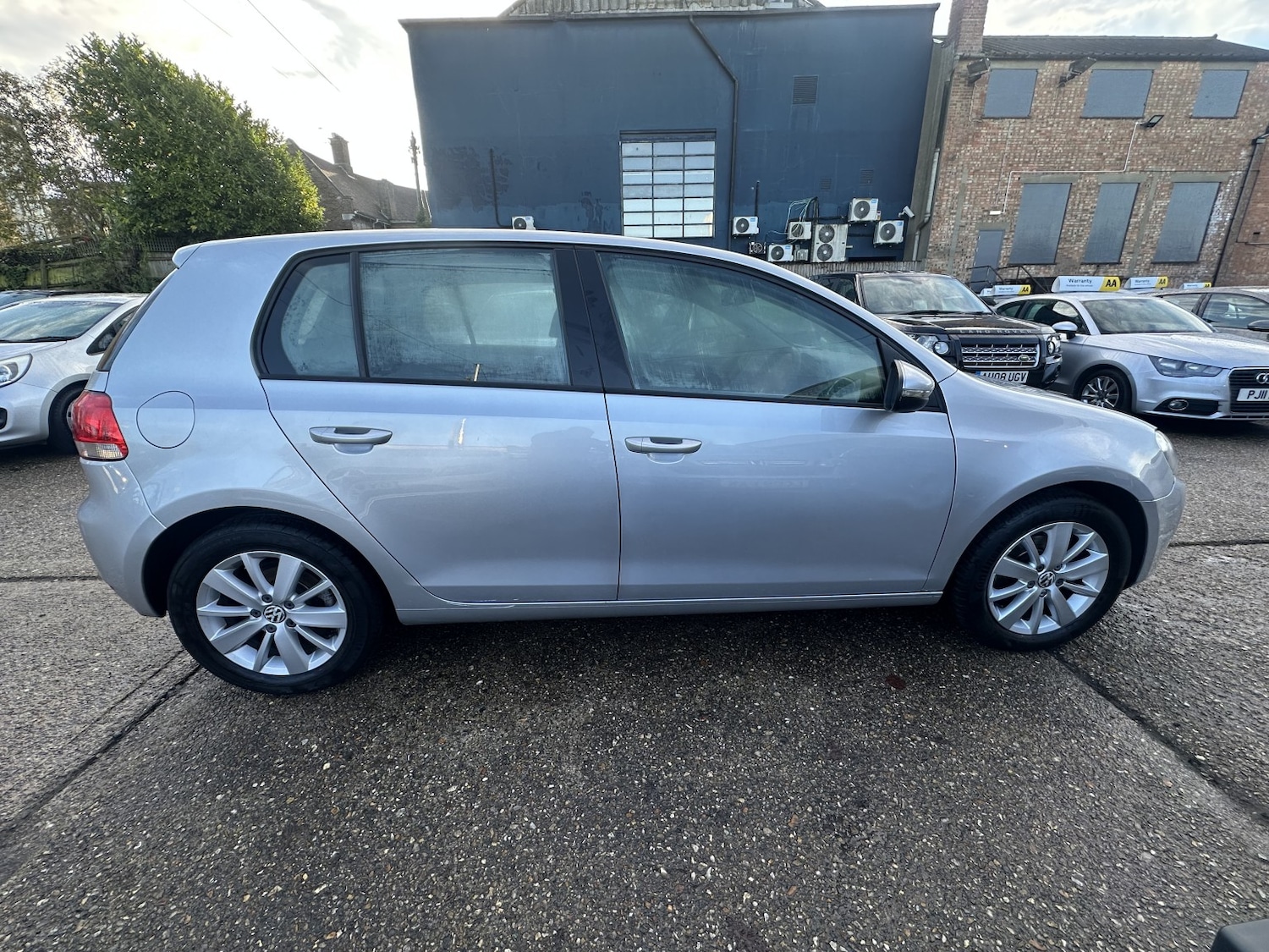Used Volkswagen Golf 2011 for sale - 76848662: Photo 8