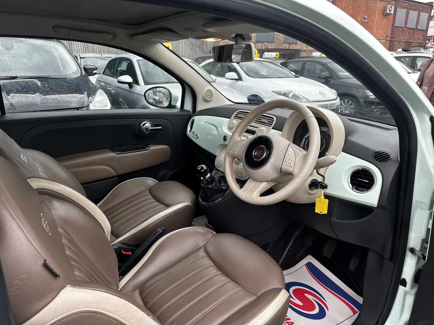 Used Fiat 500C 2014 for sale - 76848675: Photo 10