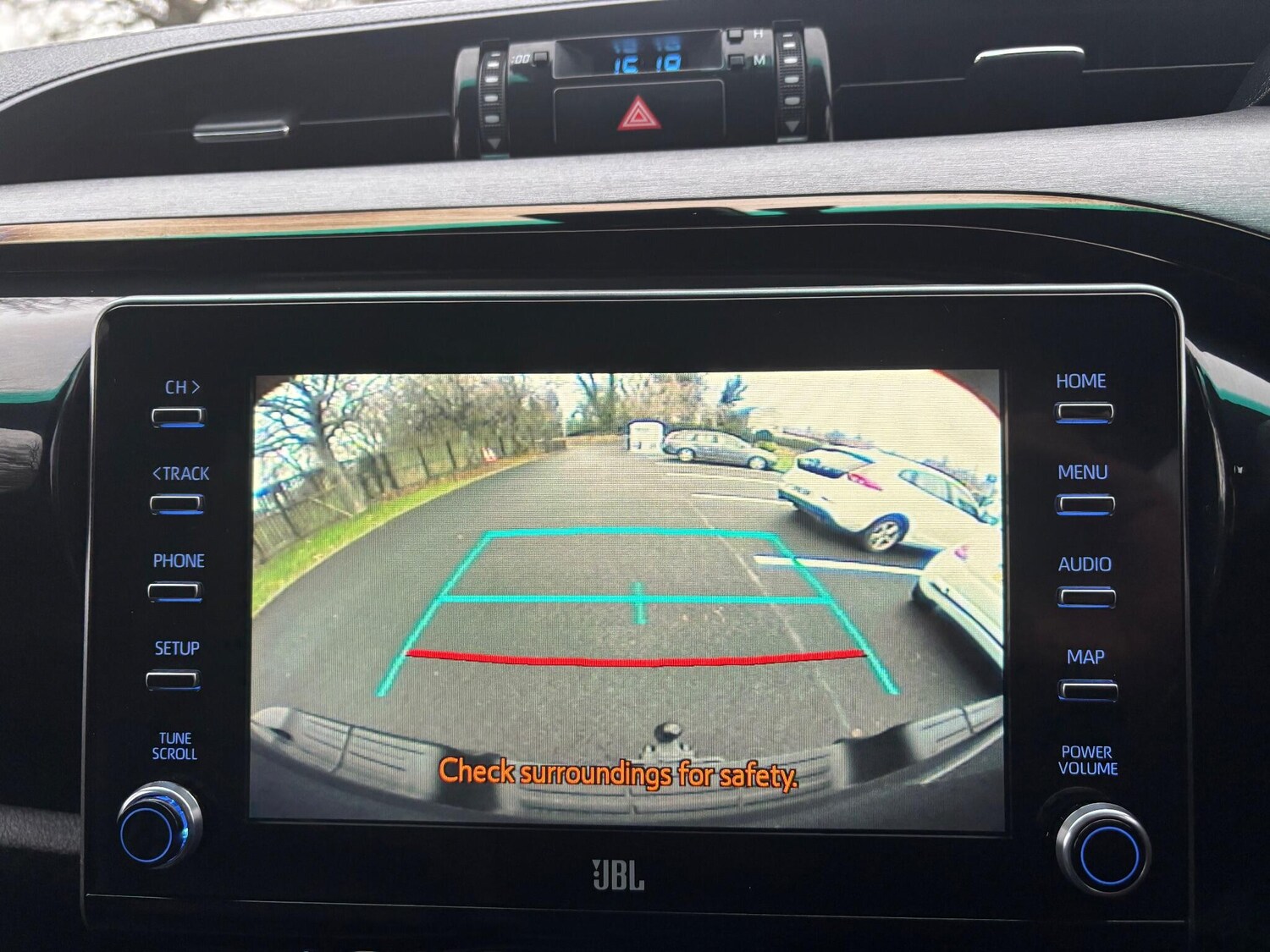 Used Toyota Hilux 2021 for sale - 76714270: Photo 12