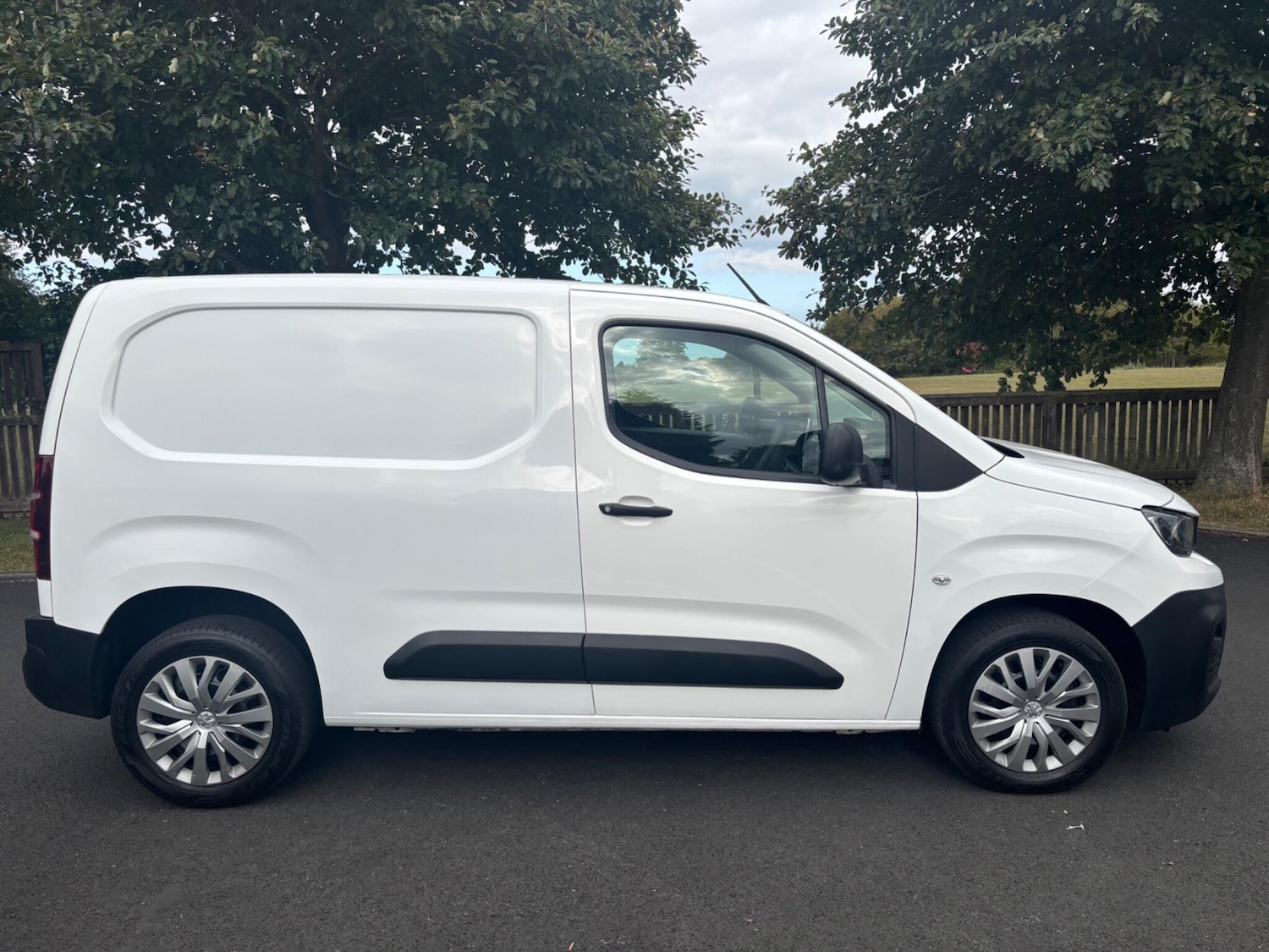 Used Peugeot Partner 2019 for sale - 76001234: Photo 4