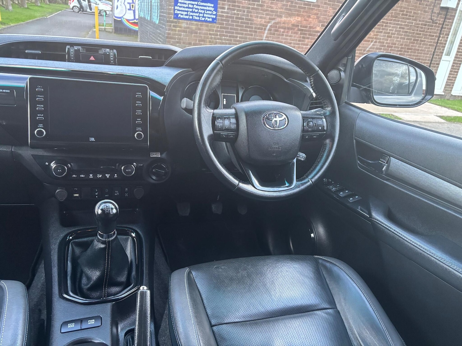 Used Toyota Hilux 2021 for sale - 77683125: Photo 10