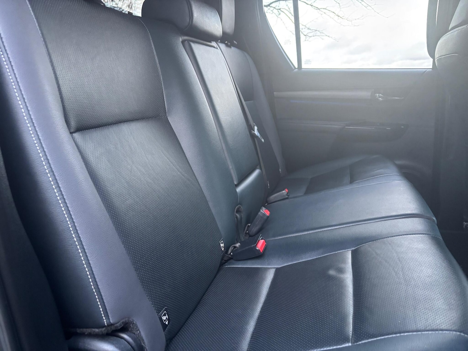 Used Toyota Hilux 2021 for sale - 77683125: Photo 15