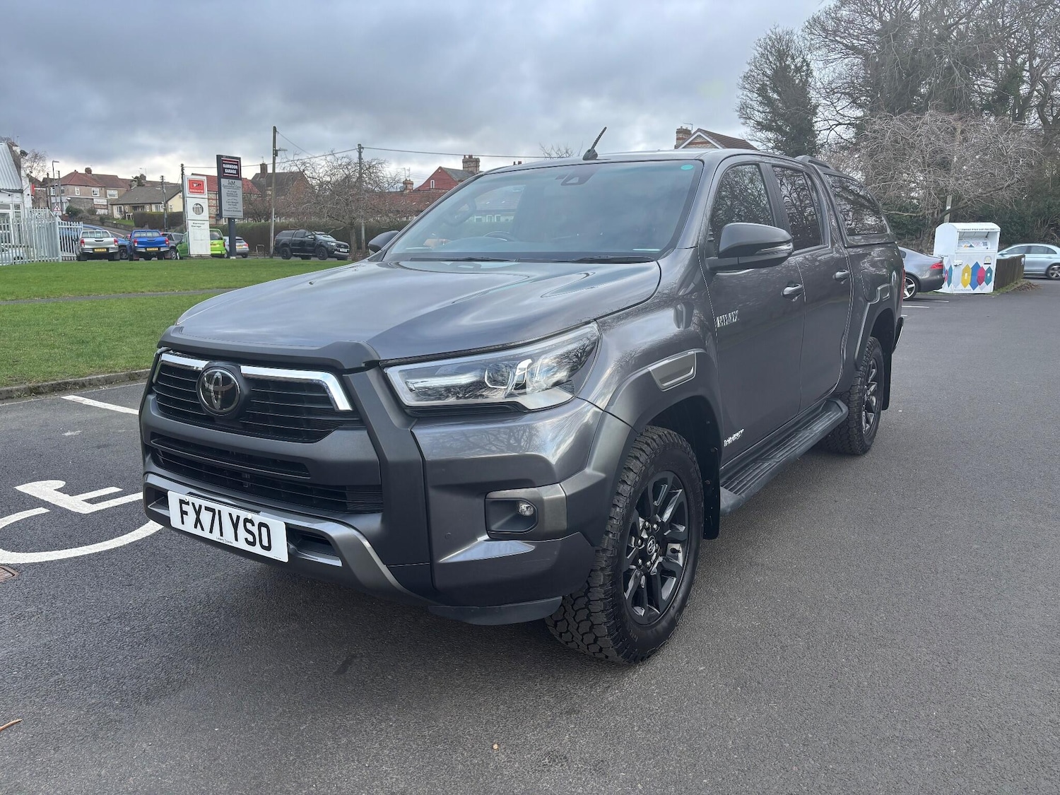 Used Toyota Hilux 2021 for sale - 77683125: Photo 3
