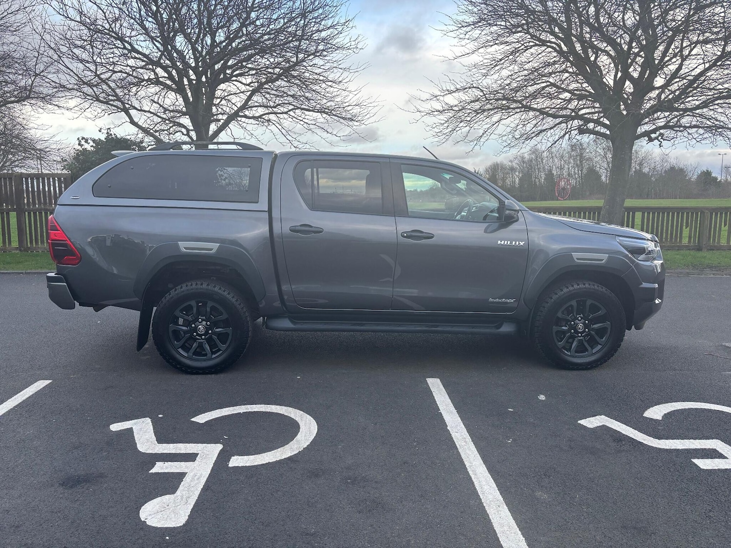 Used Toyota Hilux 2021 for sale - 77683125: Photo 8