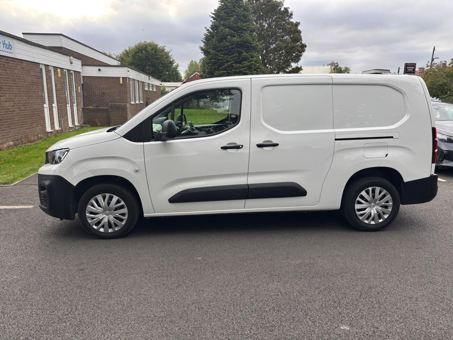 Used Peugeot Partner 2020 for sale - 76002570: Photo 4