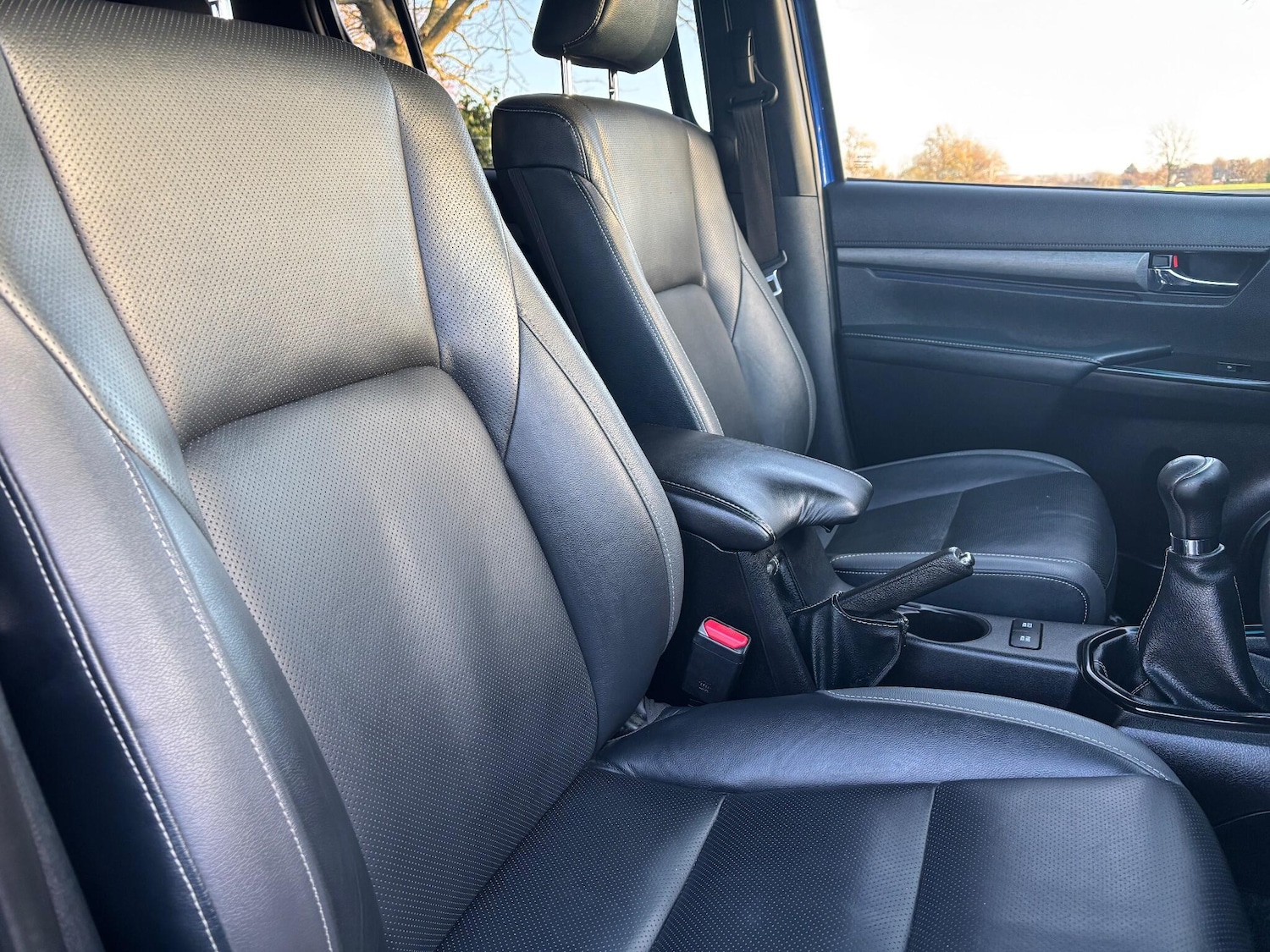 Used Toyota Hilux 2021 for sale - 76727399: Photo 14