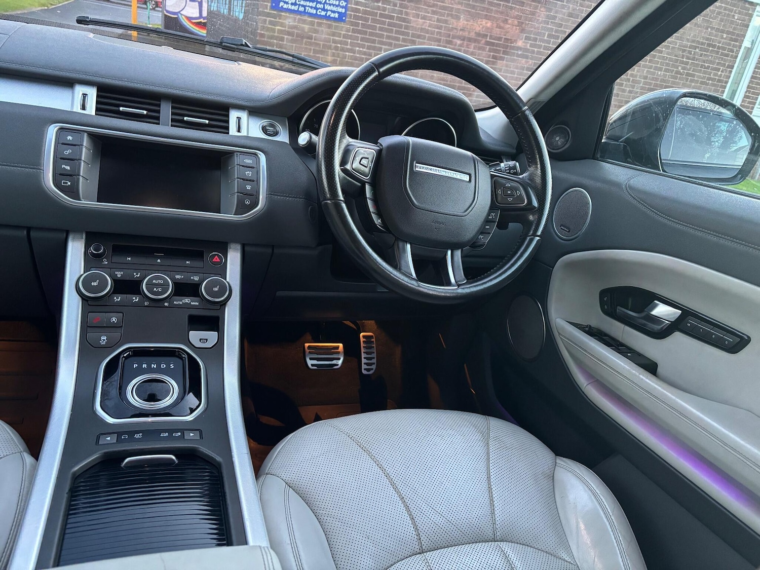 Used Land Rover Range Rover Evoque 2015 for sale - 77190945: Photo 10