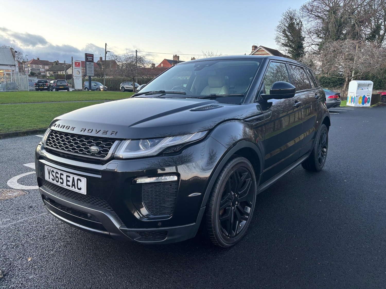 Used Land Rover Range Rover Evoque 2015 for sale - 77190945: Photo 3