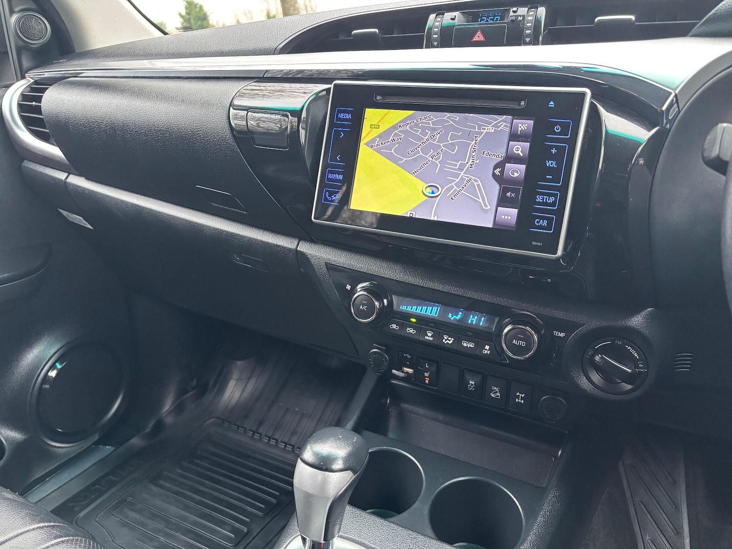 Used Toyota Hilux 2016 for sale - 77074950: Photo 13