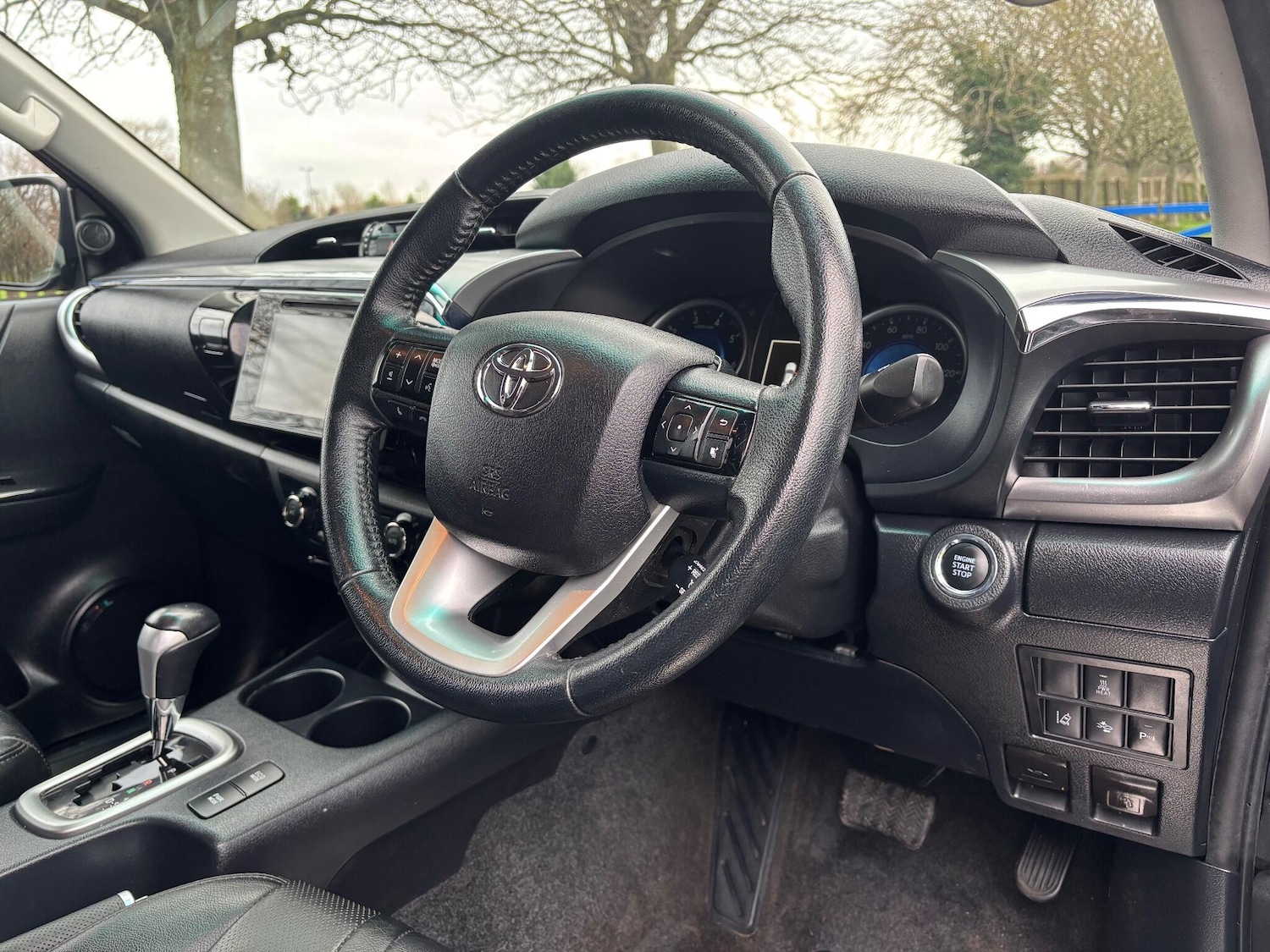 Used Toyota Hilux 2016 for sale - 77074950: Photo 9