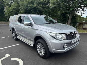 Mitsubishi - L200
