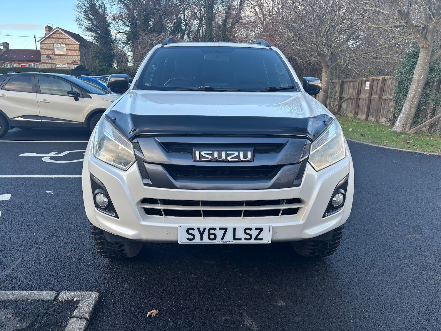 Used Isuzu D-Max 2017 for sale - 76997560: Photo 2
