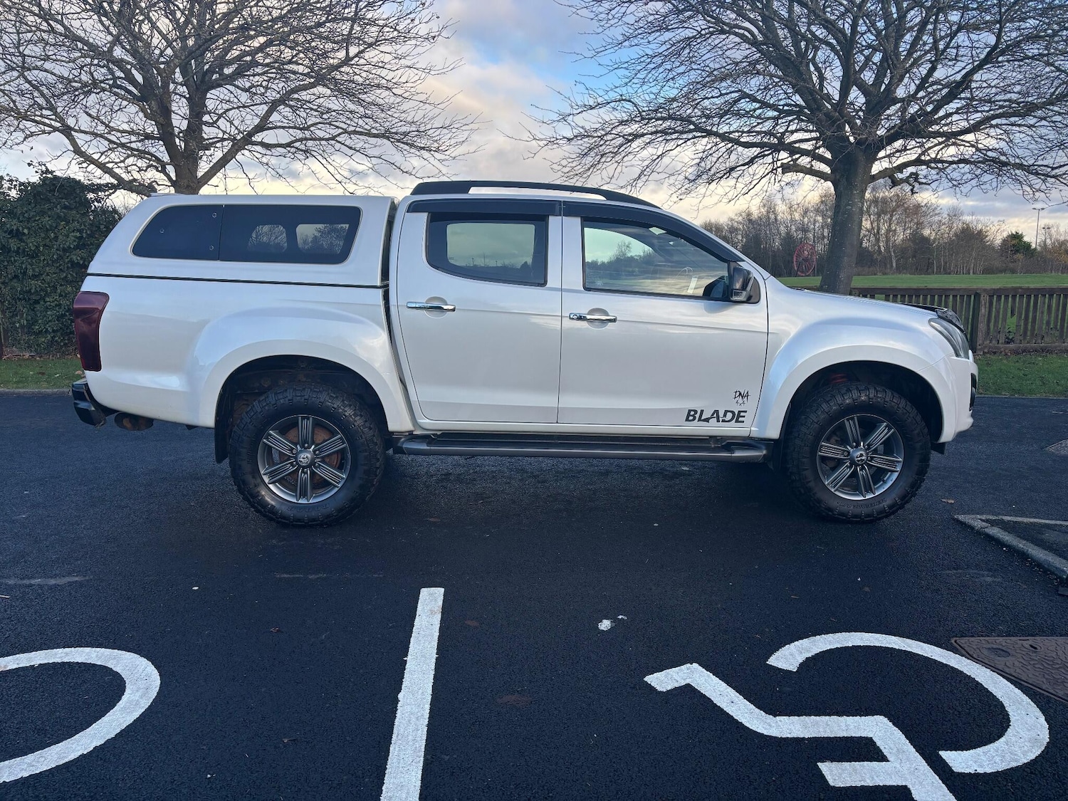 Used Isuzu D-Max 2017 for sale - 76997560: Photo 8