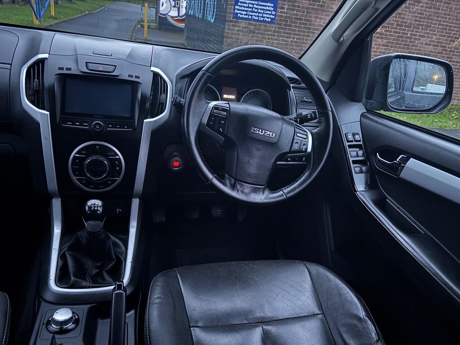 Used Isuzu D-Max 2019 for sale - 76886665: Photo 9