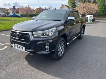 Used Toyota Hilux 2019 for sale - 74441435: Photo
