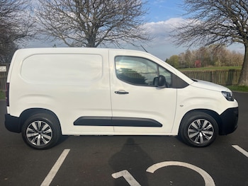Used Citroen Berlingo 2020 for sale - 78171271: Photo