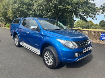 Used Mitsubishi L200 2018 for sale - 75600100: Photo