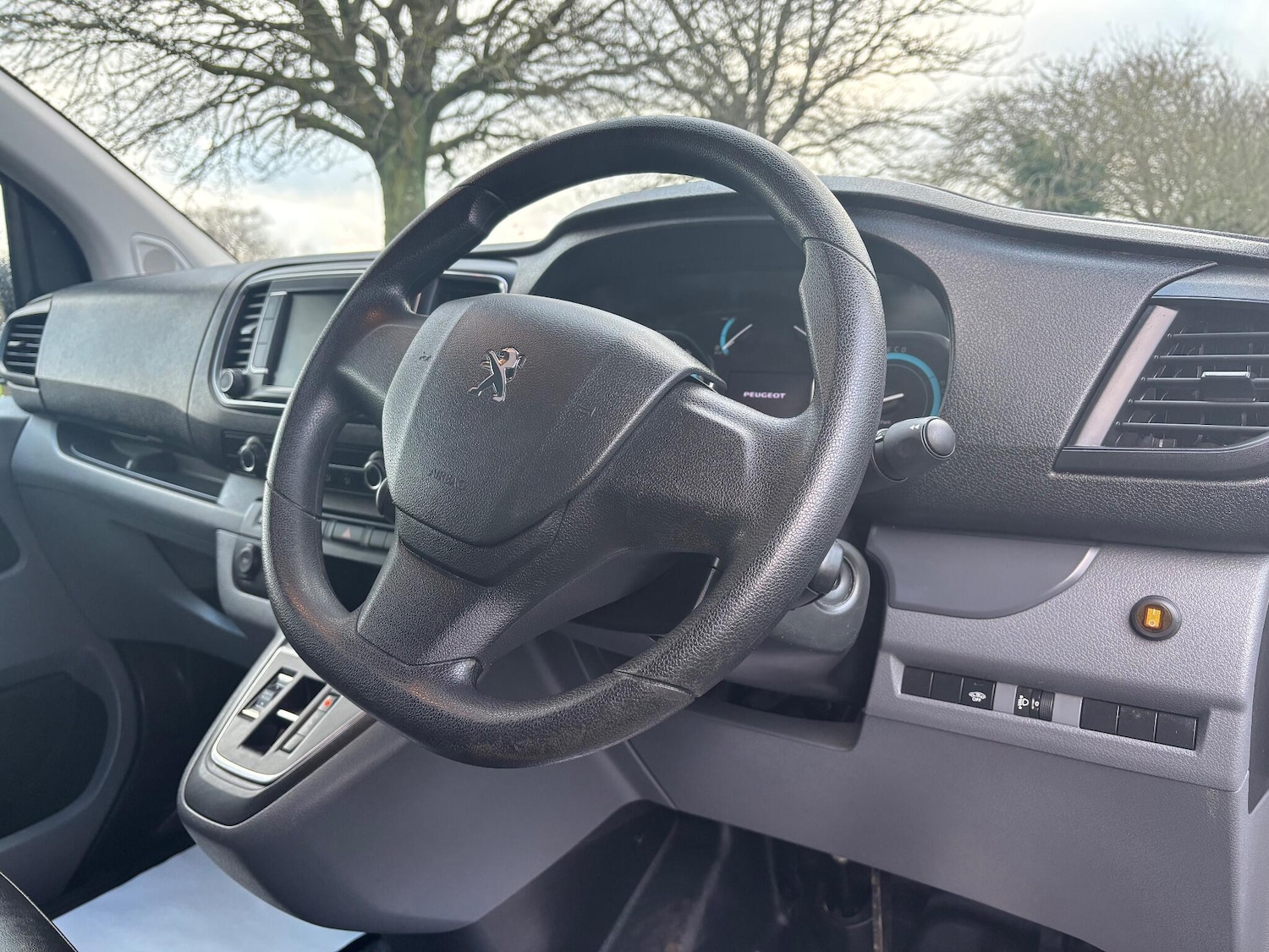 Used Peugeot e-Expert for sale - 77266626: Photo 13