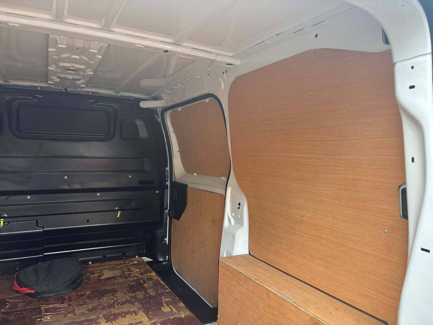 Used Peugeot e-Expert for sale - 77266626: Photo 9