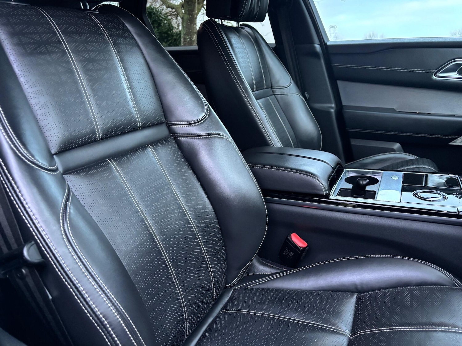 Used Land Rover Range Rover Velar 2018 for sale - 77029510: Photo 15