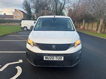 Used Peugeot Partner 2020 for sale - 77081675: Photo