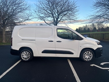 Used Peugeot Partner 2020 for sale - 77081675: Photo