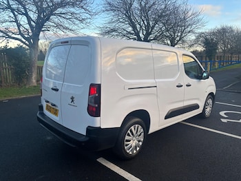 Used Peugeot Partner 2020 for sale - 77081675: Photo