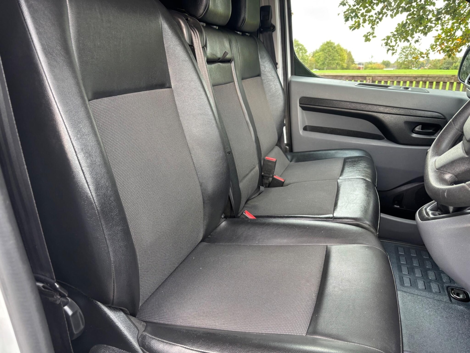 Used Peugeot Expert 2020 for sale - 76152649: Photo 16