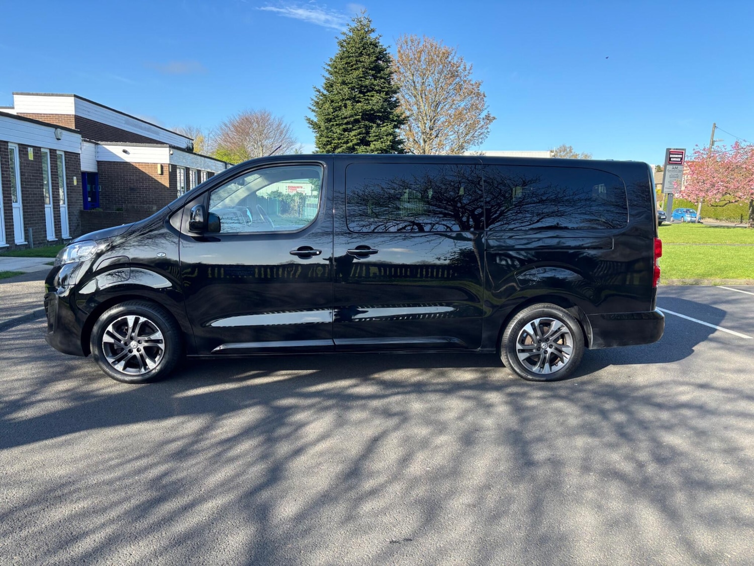 Used Vauxhall Vivaro Life 2023 for sale - 78204449: Photo 4