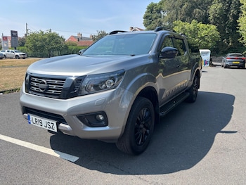 Used Nissan Navara 2019 for sale - 79235805: Photo