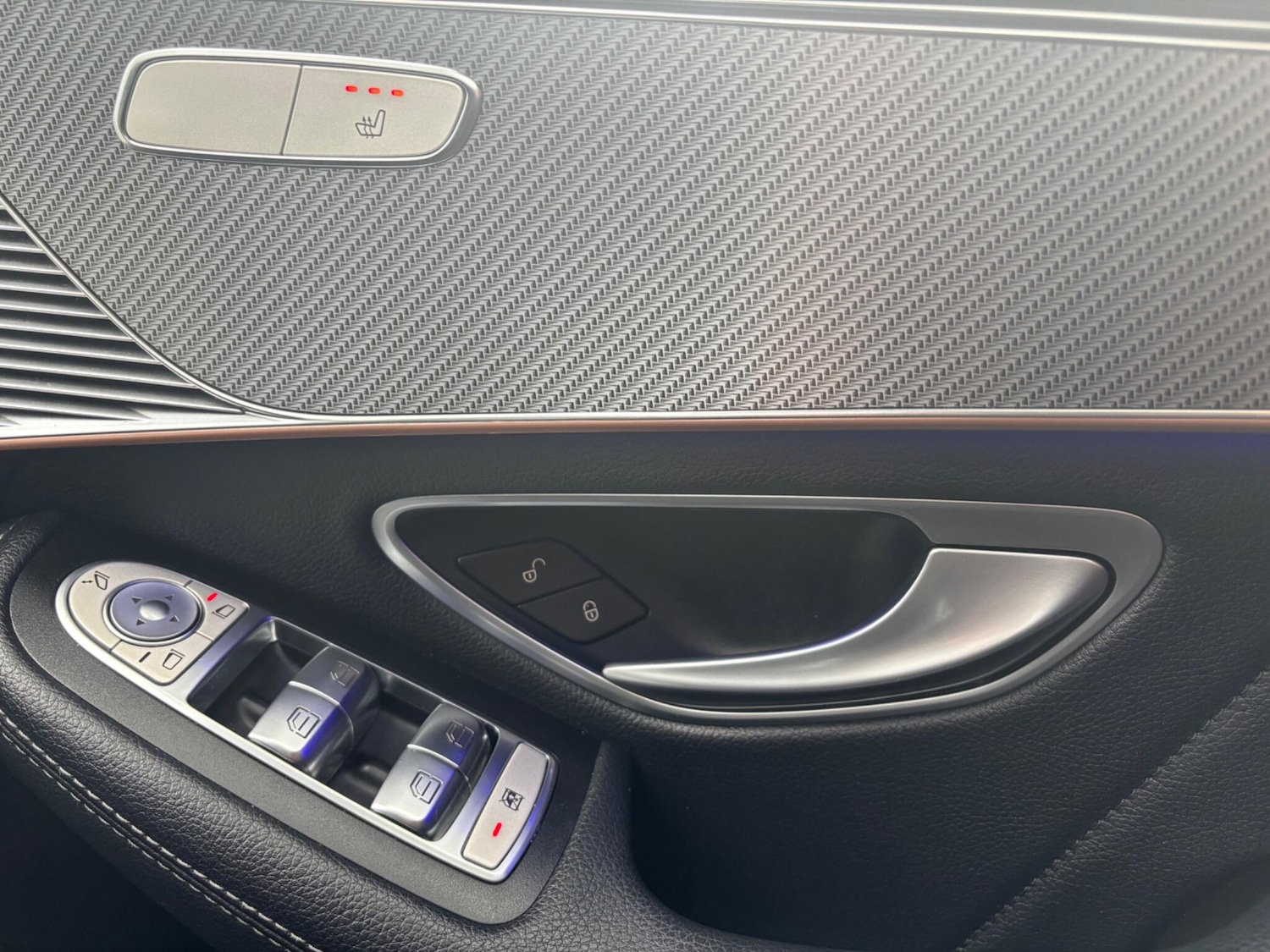 Used Mercedes-Benz EQC for sale - 78086927: Photo 15