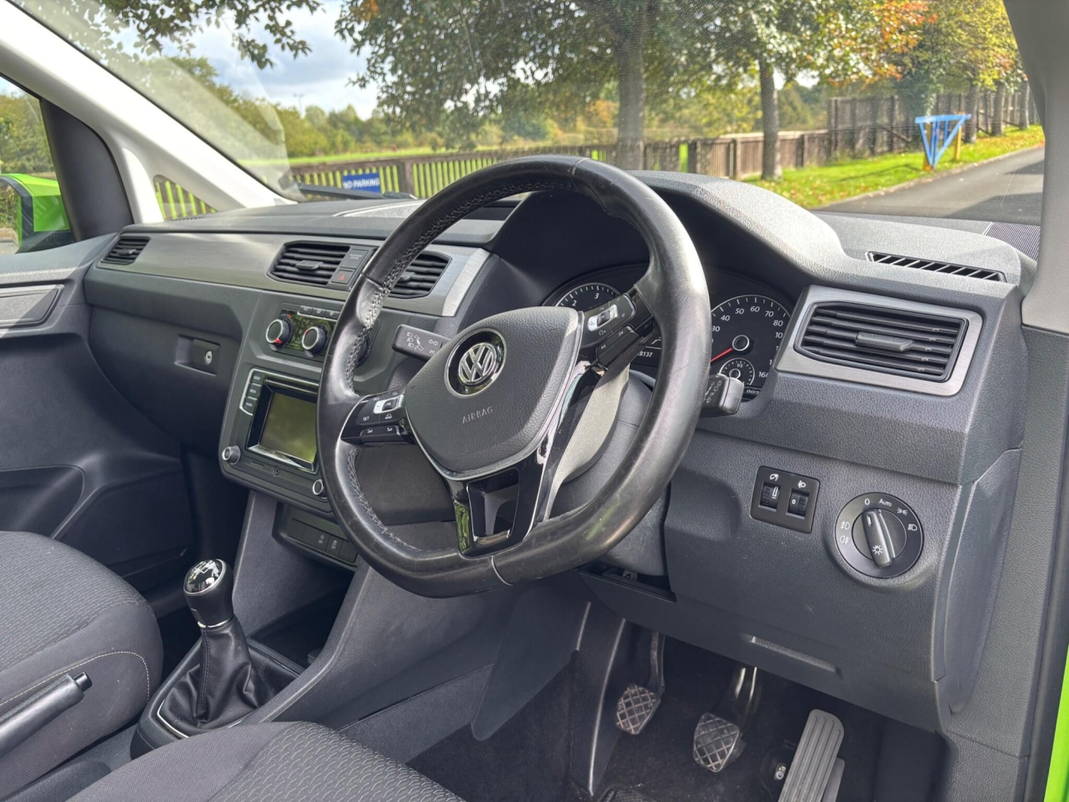 Used Volkswagen Caddy Maxi Life 2019 for sale - 76996373: Photo 9