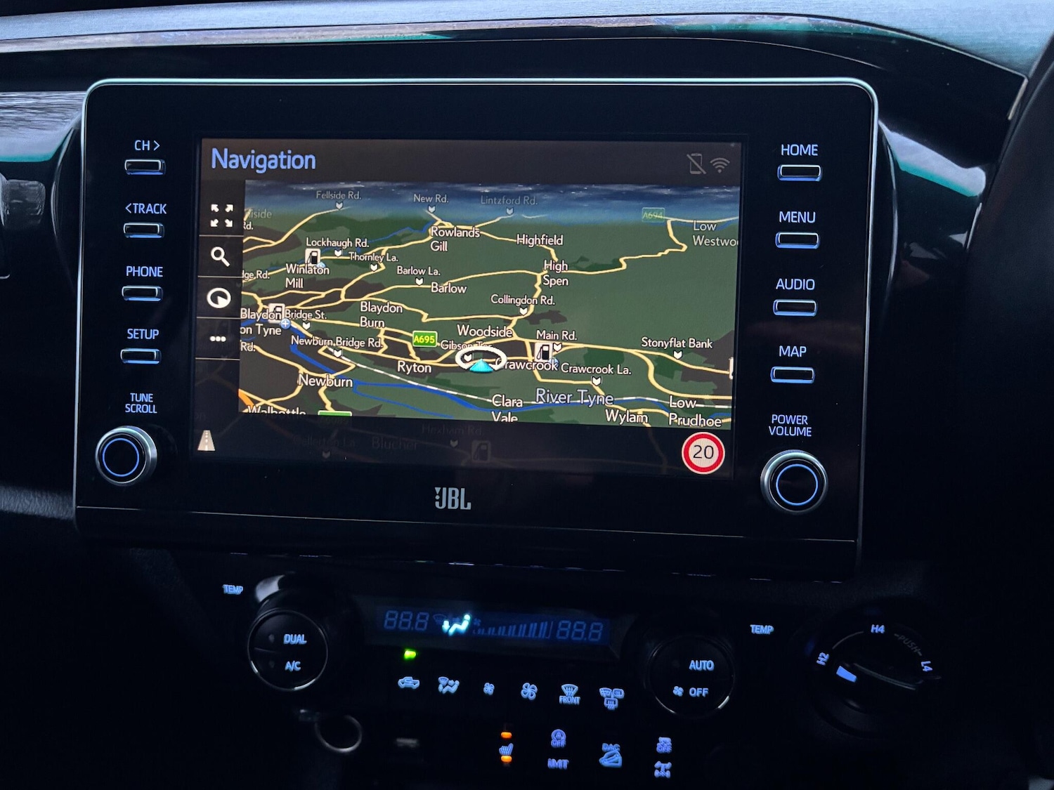 Used Toyota Hilux for sale - 77306203: Photo 11