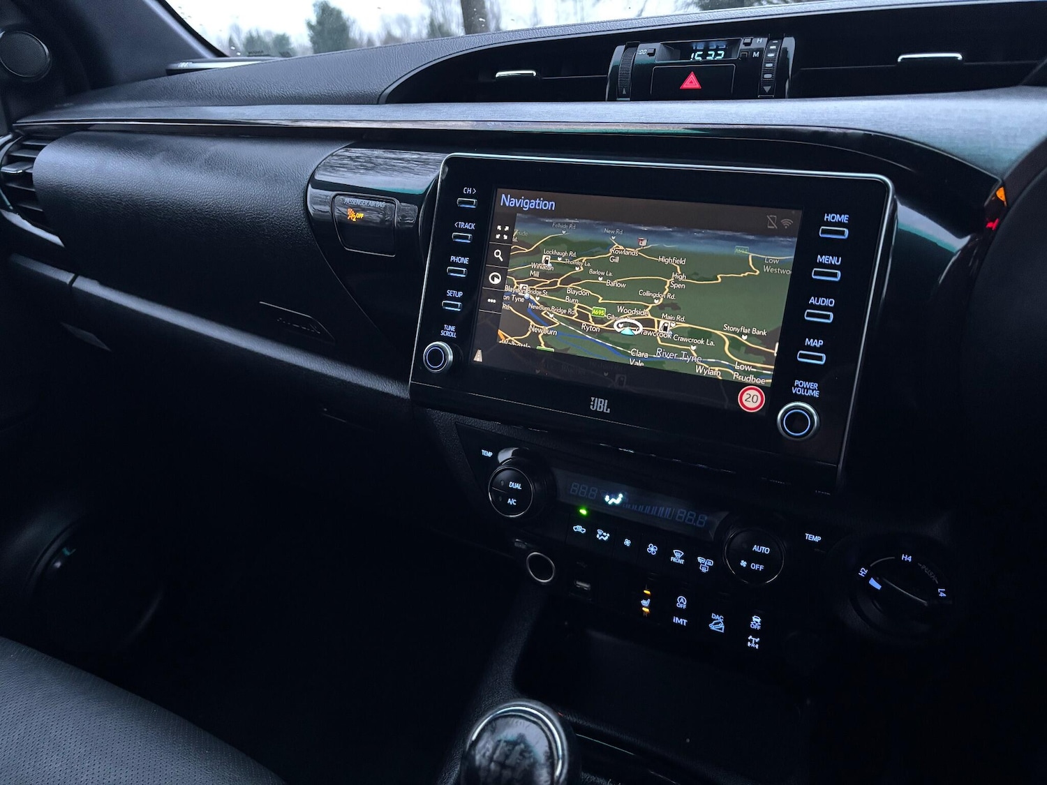 Used Toyota Hilux for sale - 77306203: Photo 12