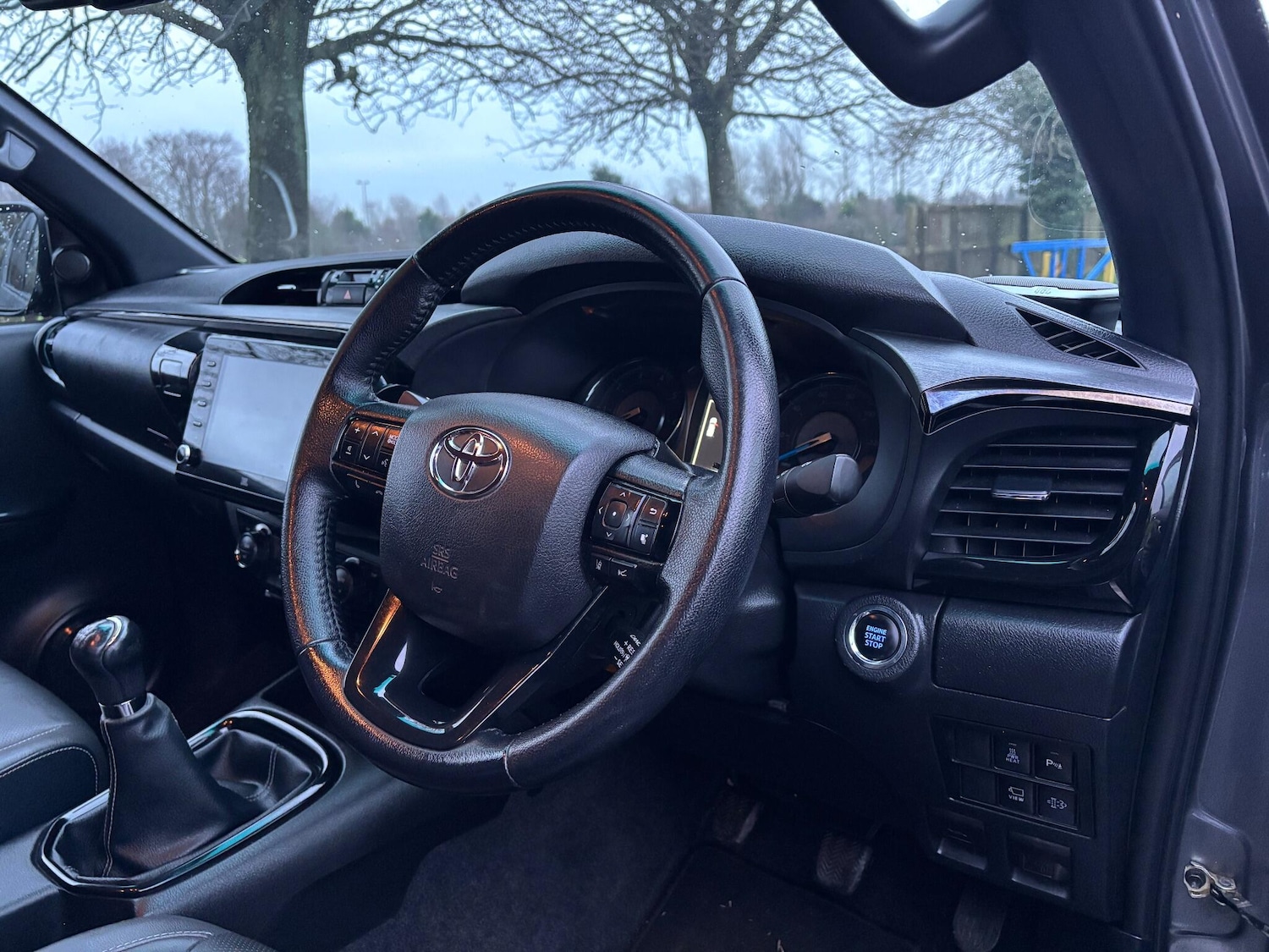 Used Toyota Hilux for sale - 77306203: Photo 9