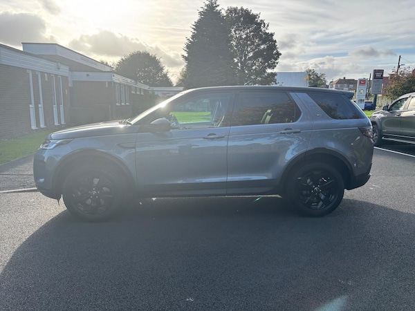 Used Land Rover Discovery Sport 2019 for sale - 76239073: Photo 4