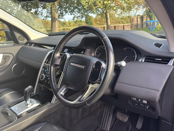 Used Land Rover Discovery Sport 2019 for sale - 76239073: Photo 9