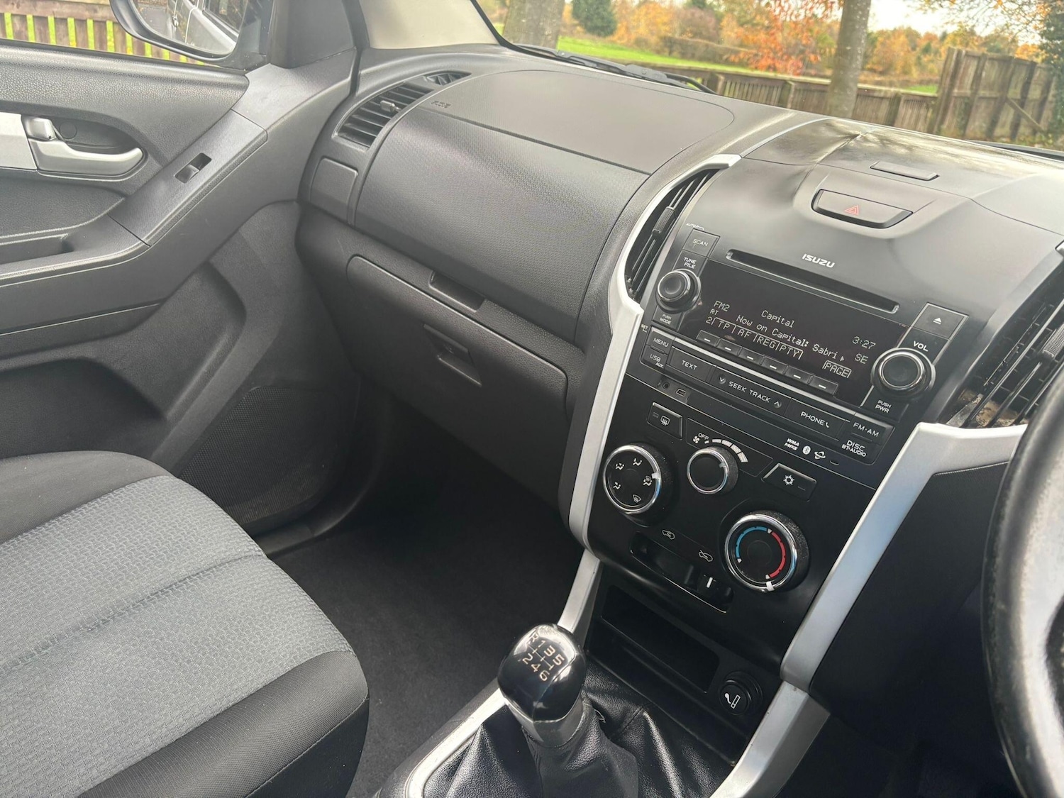 Used Isuzu D-Max 2017 for sale - 76512172: Photo 11