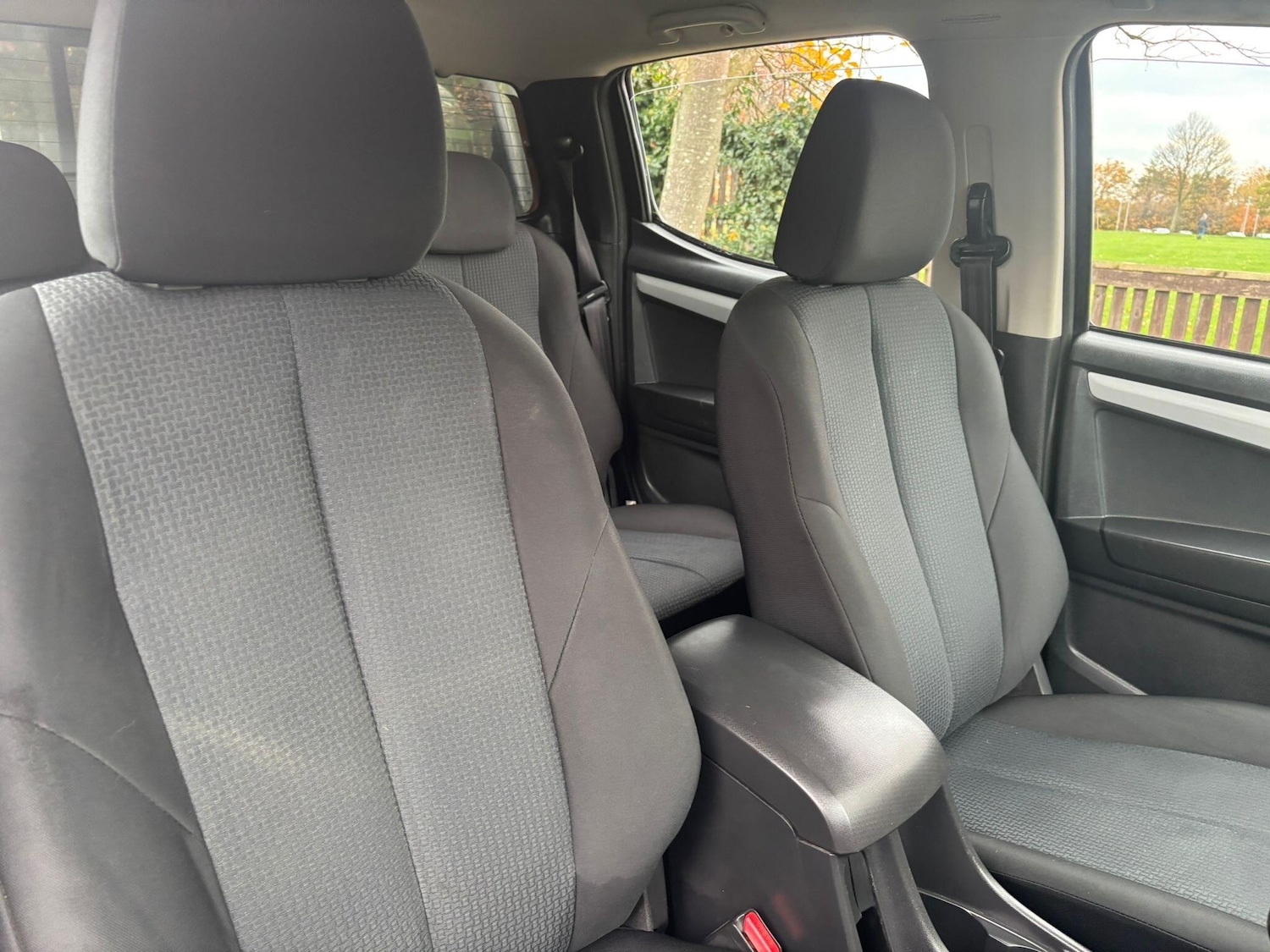 Used Isuzu D-Max 2017 for sale - 76512172: Photo 12